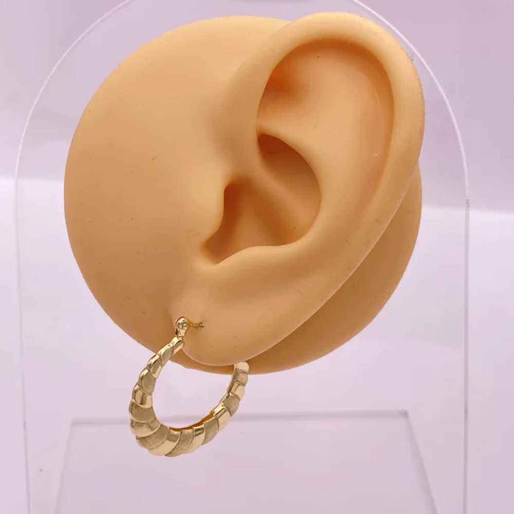 Hoop Earrings 14K Gold Shrimp Design With Alterna… - image 4