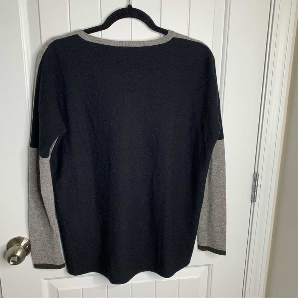 Vince 100% cashmere color block sweater size small - image 4