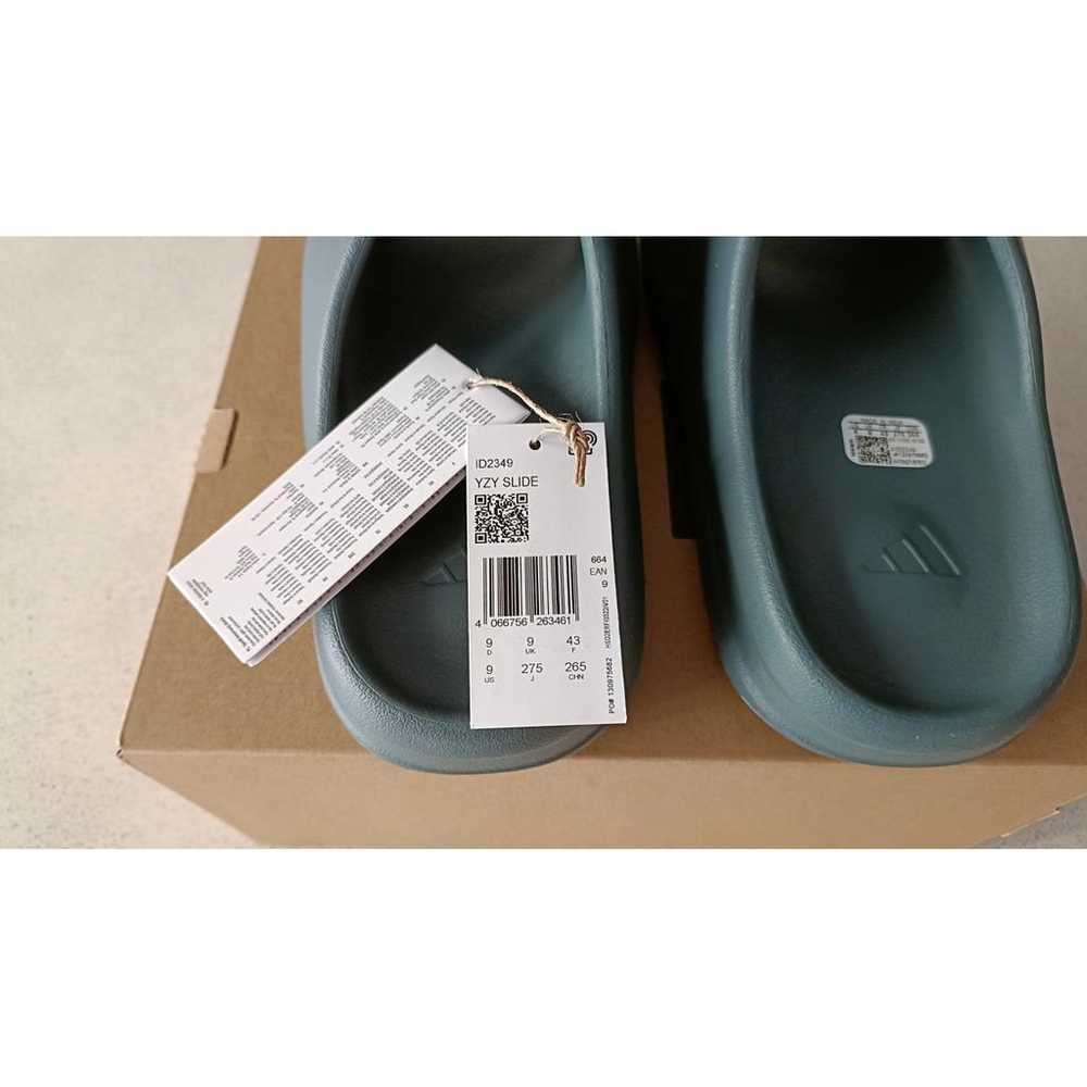 Yeezy x Adidas Slide sandals - image 8