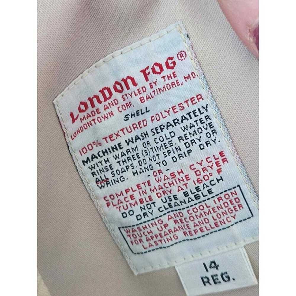 Vtg London Fog maincoats tan classic knee length … - image 3