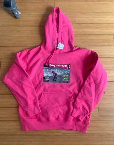 Supreme thrasher supreme - Gem