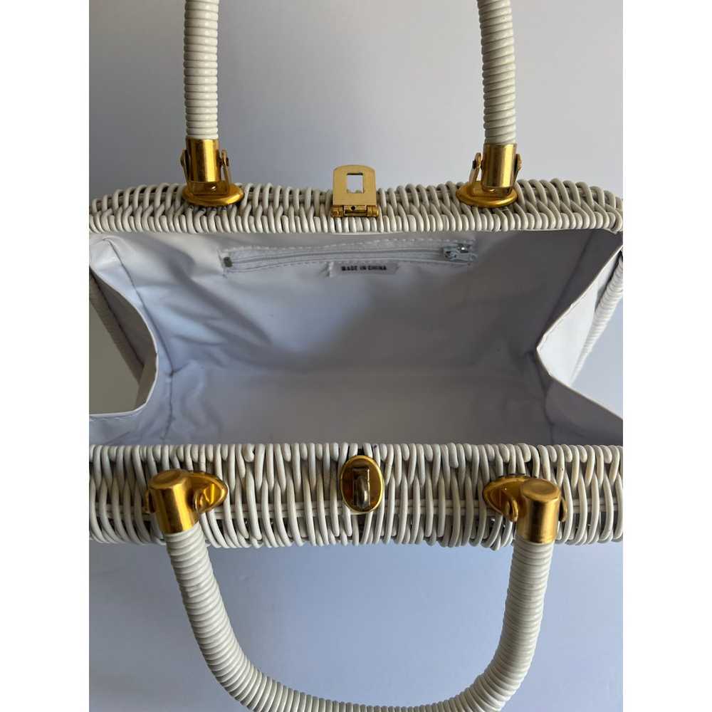 Vintage White Wicker Handbag - In Great Condition! - image 10