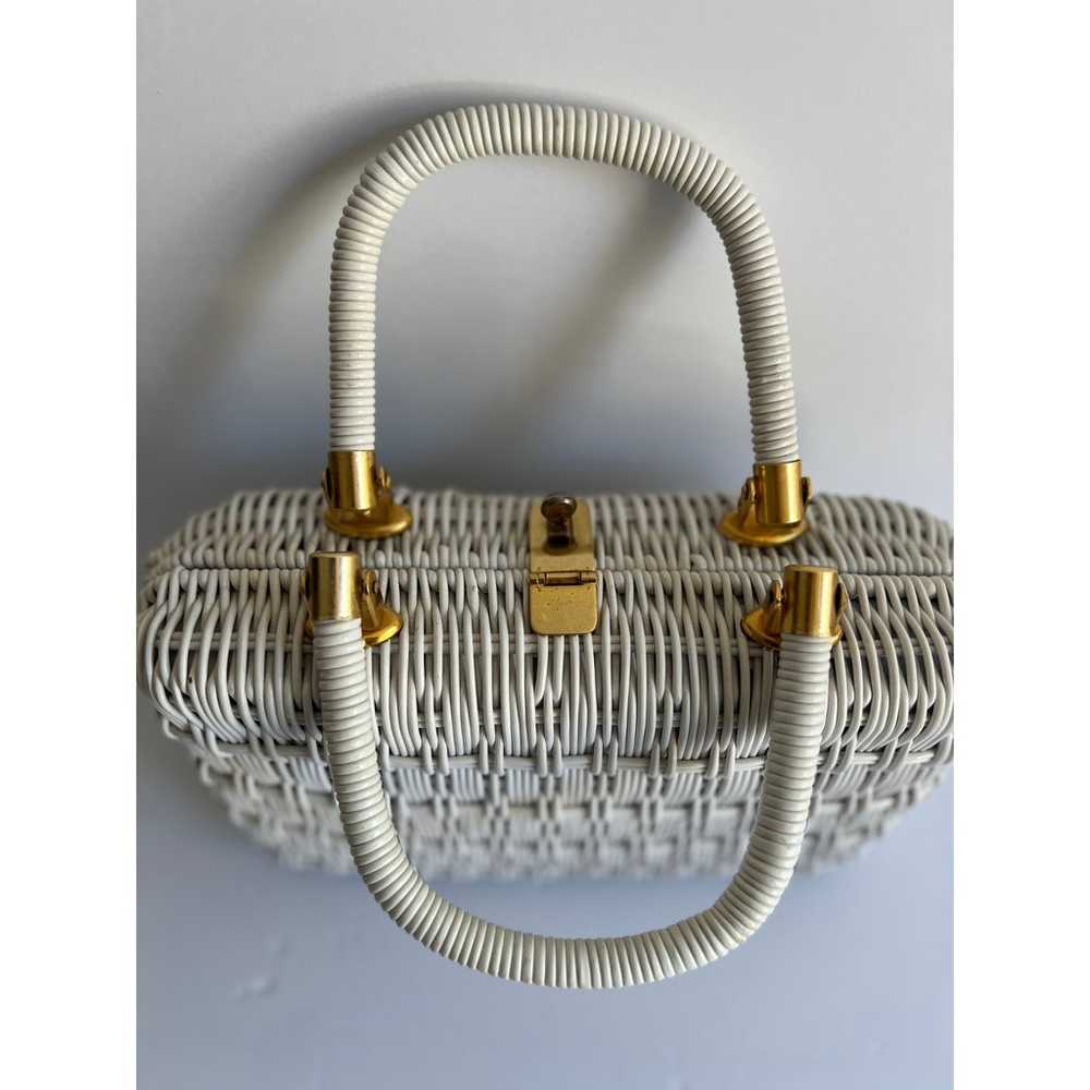 Vintage White Wicker Handbag - In Great Condition! - image 6