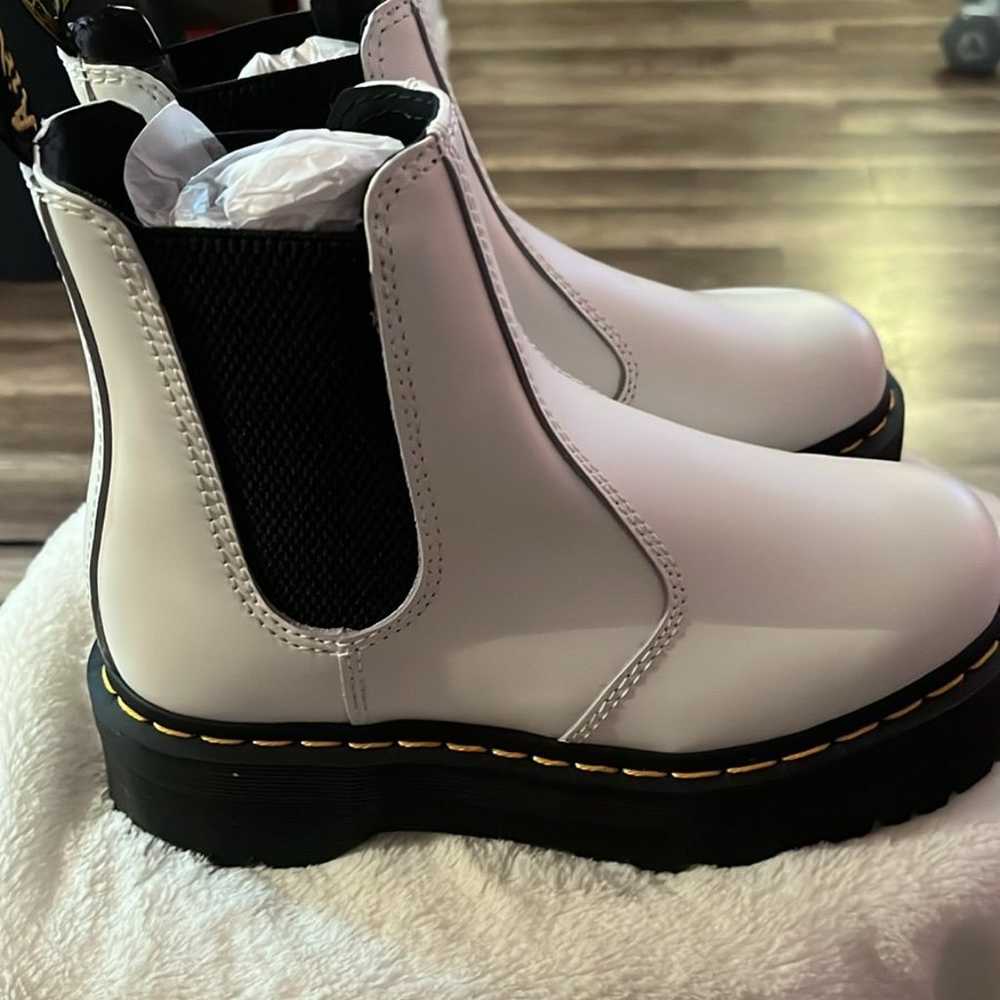 2976 SMOOTH LEATHER PLATFORM CHELSEA BOOTS. Size … - image 5