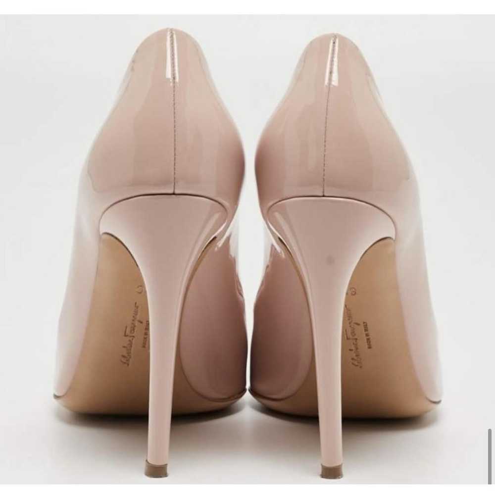 Salvatore Ferragamo Patent leather heels - image 10