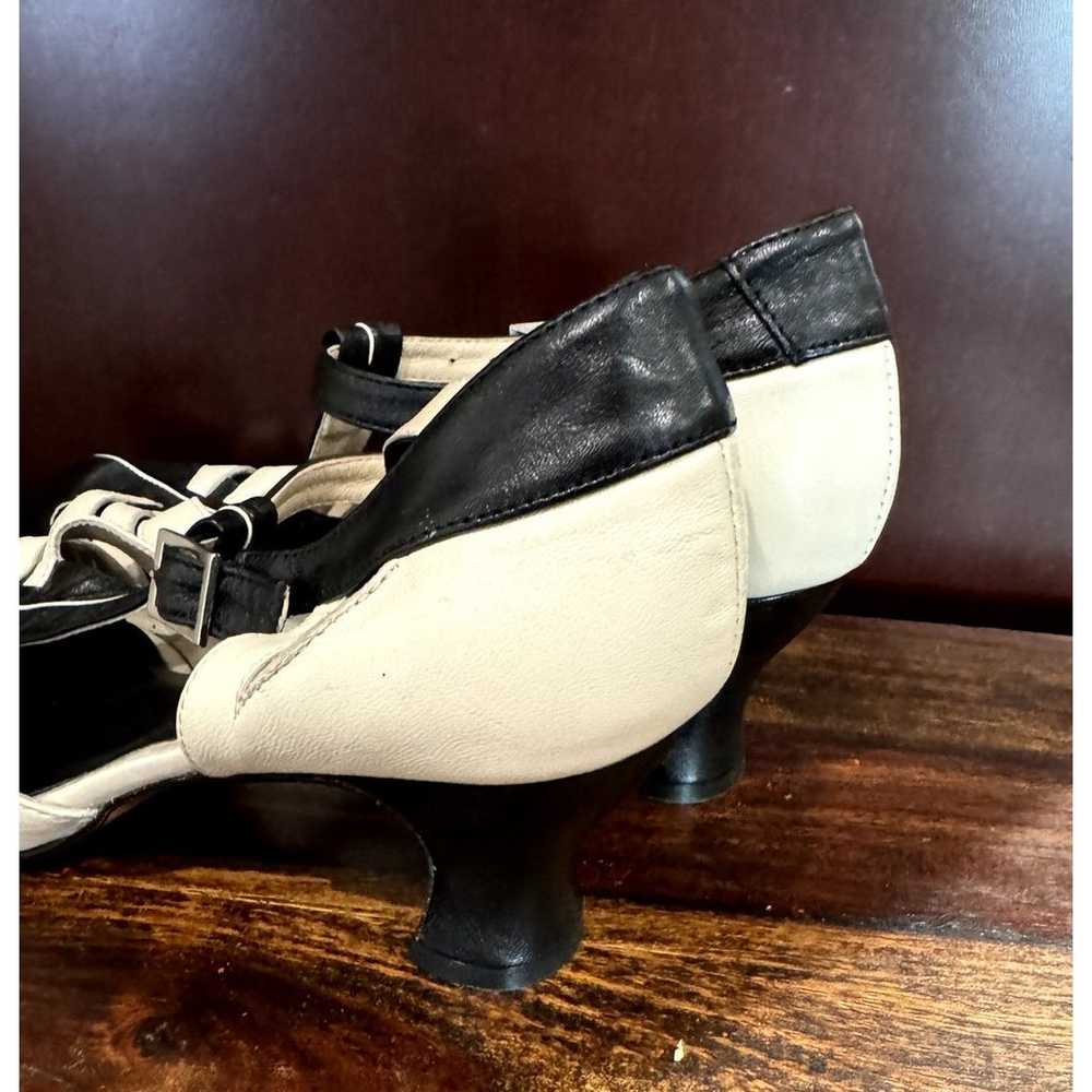 Black & White Vintage Balboa 1930's T-strap heels - image 10