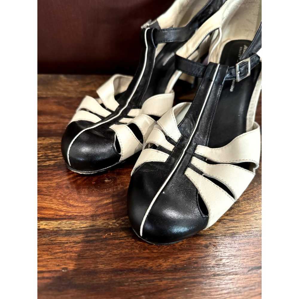 Black & White Vintage Balboa 1930's T-strap heels - image 11