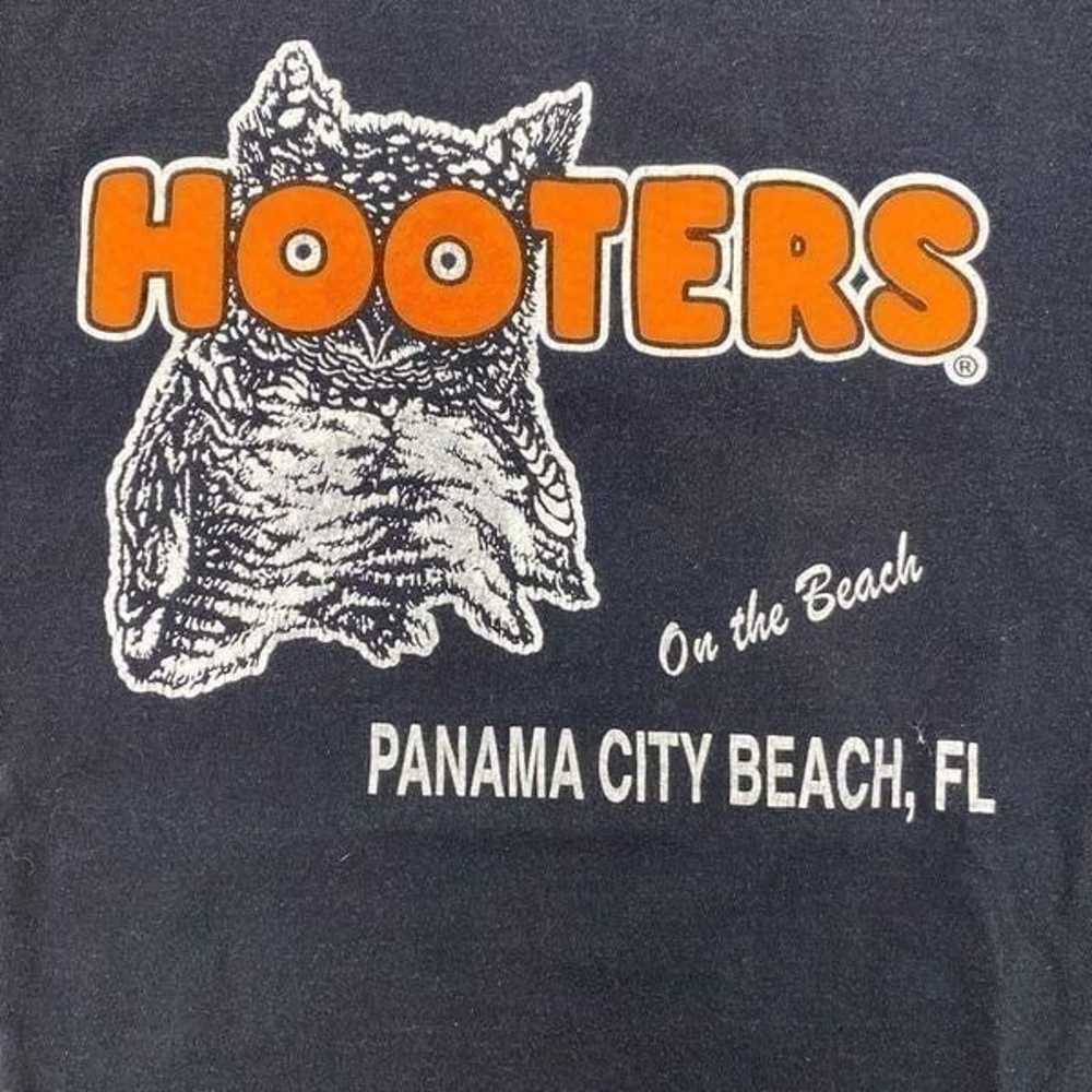Vintage Hooters Panama City Beach, FL T-Shirt - image 2