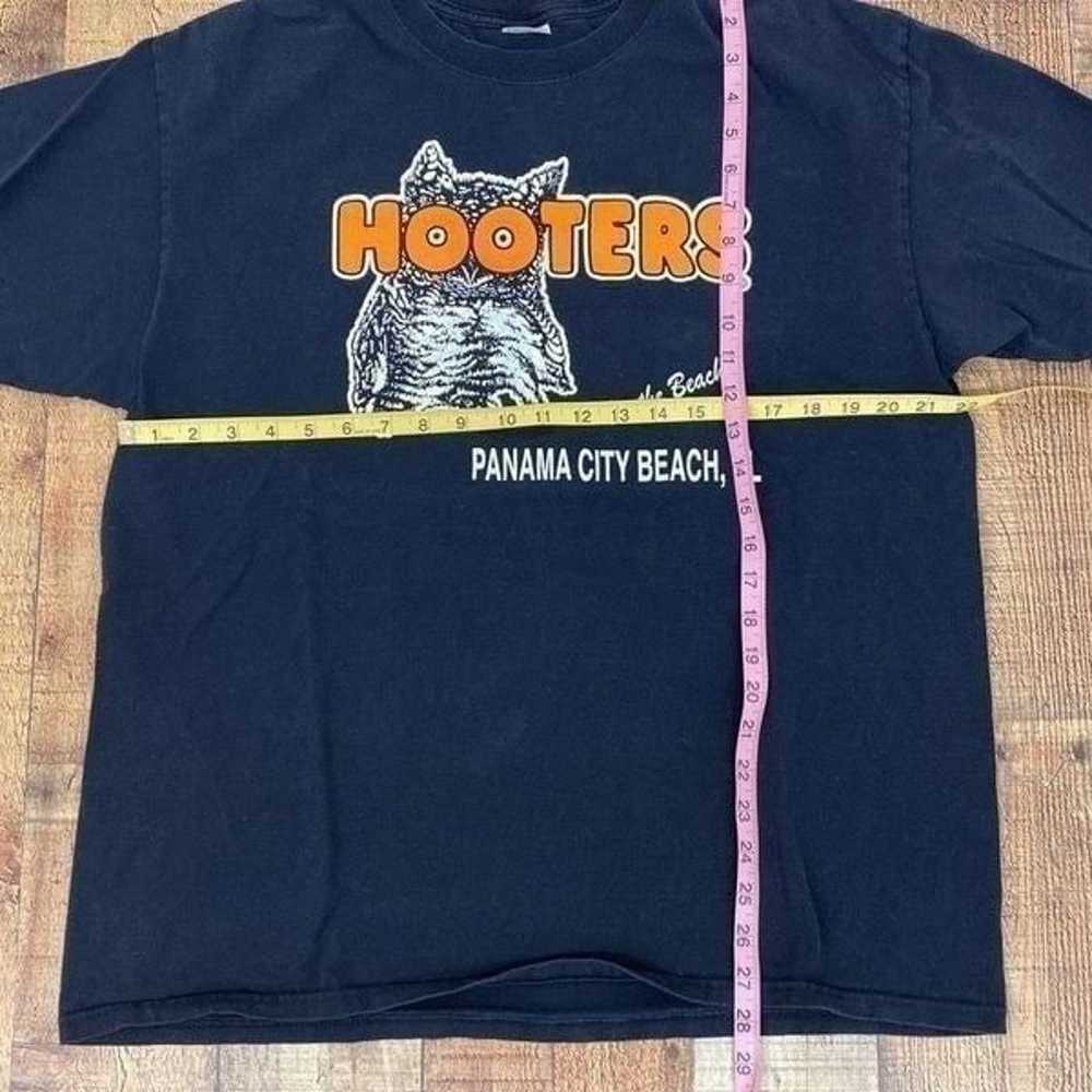 Vintage Hooters Panama City Beach, FL T-Shirt - image 4