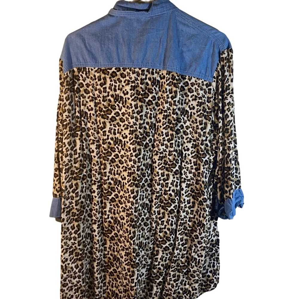 Grace & Emma Leopard Print Denim Button up Dress … - image 8