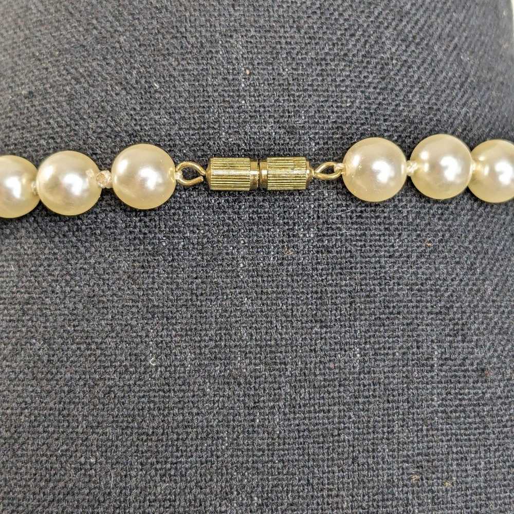 Vintage Faux Pearl Necklace Ivory 13" - image 4