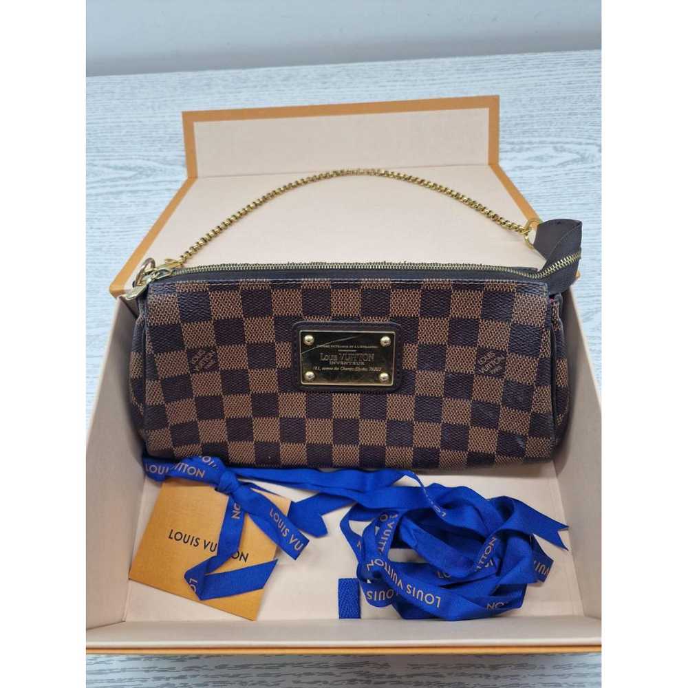 Louis Vuitton Eva cloth clutch bag - image 2