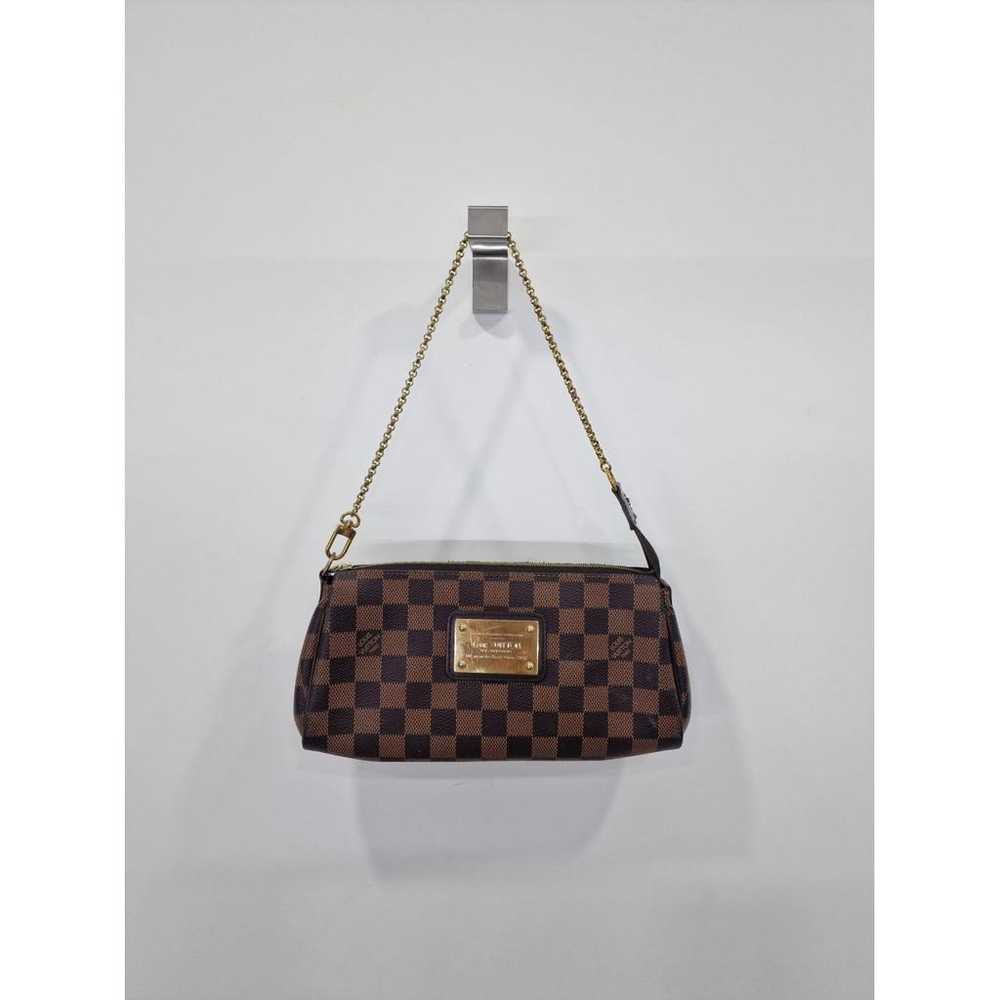 Louis Vuitton Eva cloth clutch bag - image 3