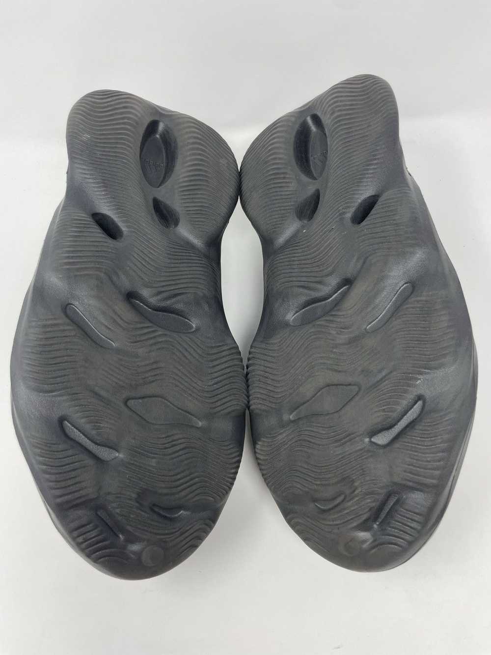Adidas Yeezy Foam Runner Onyx - image 6