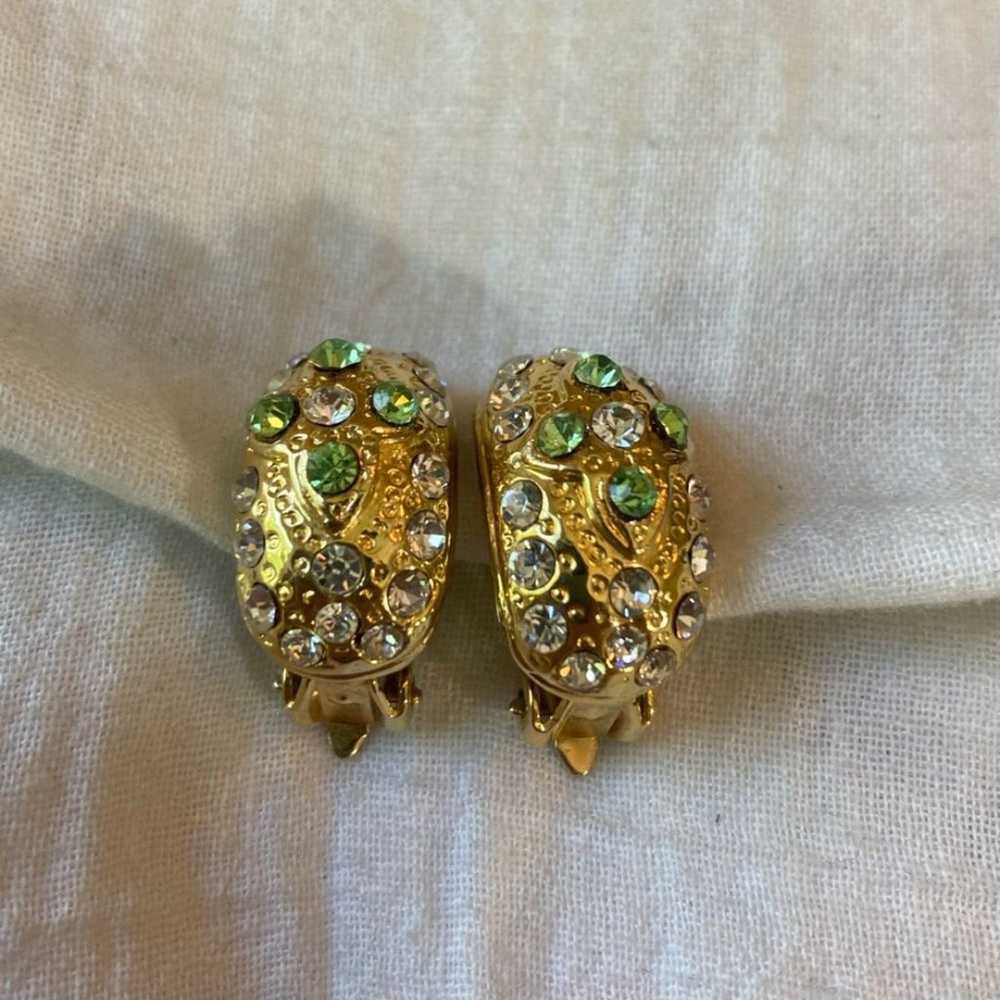 Gold Tone Vintage Clip on Earrings with Green & C… - image 5