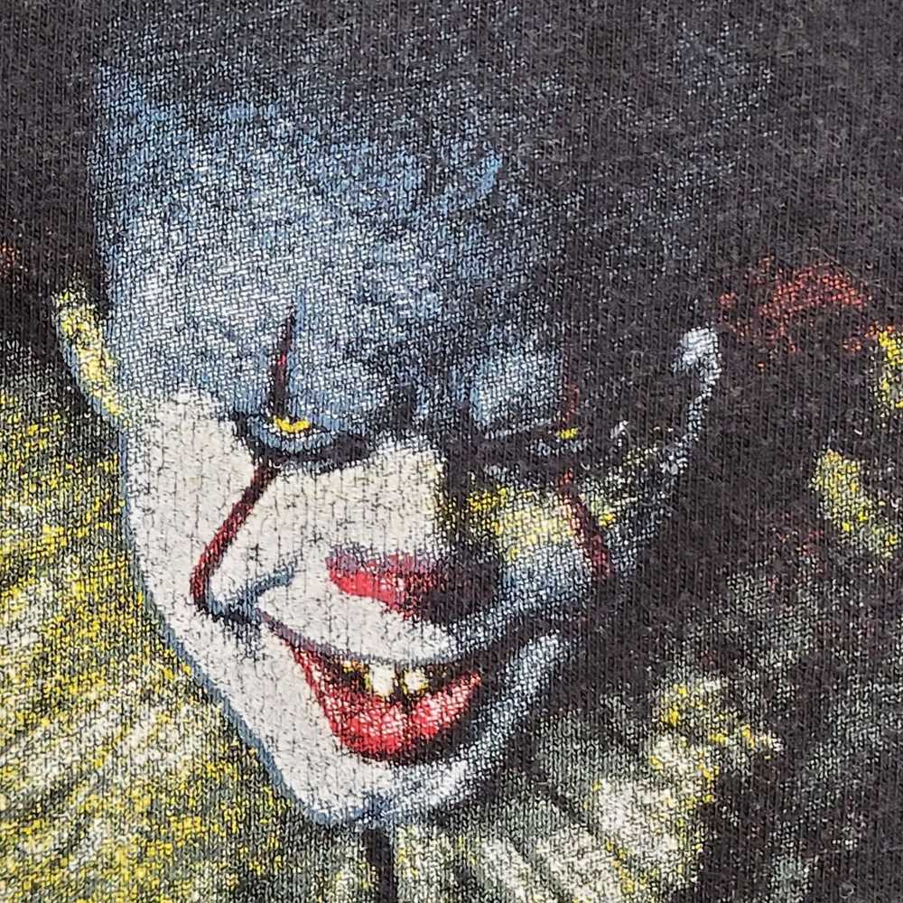 Movie IT Pennywise Shirt Medium 20x24 Faded-Black… - image 9