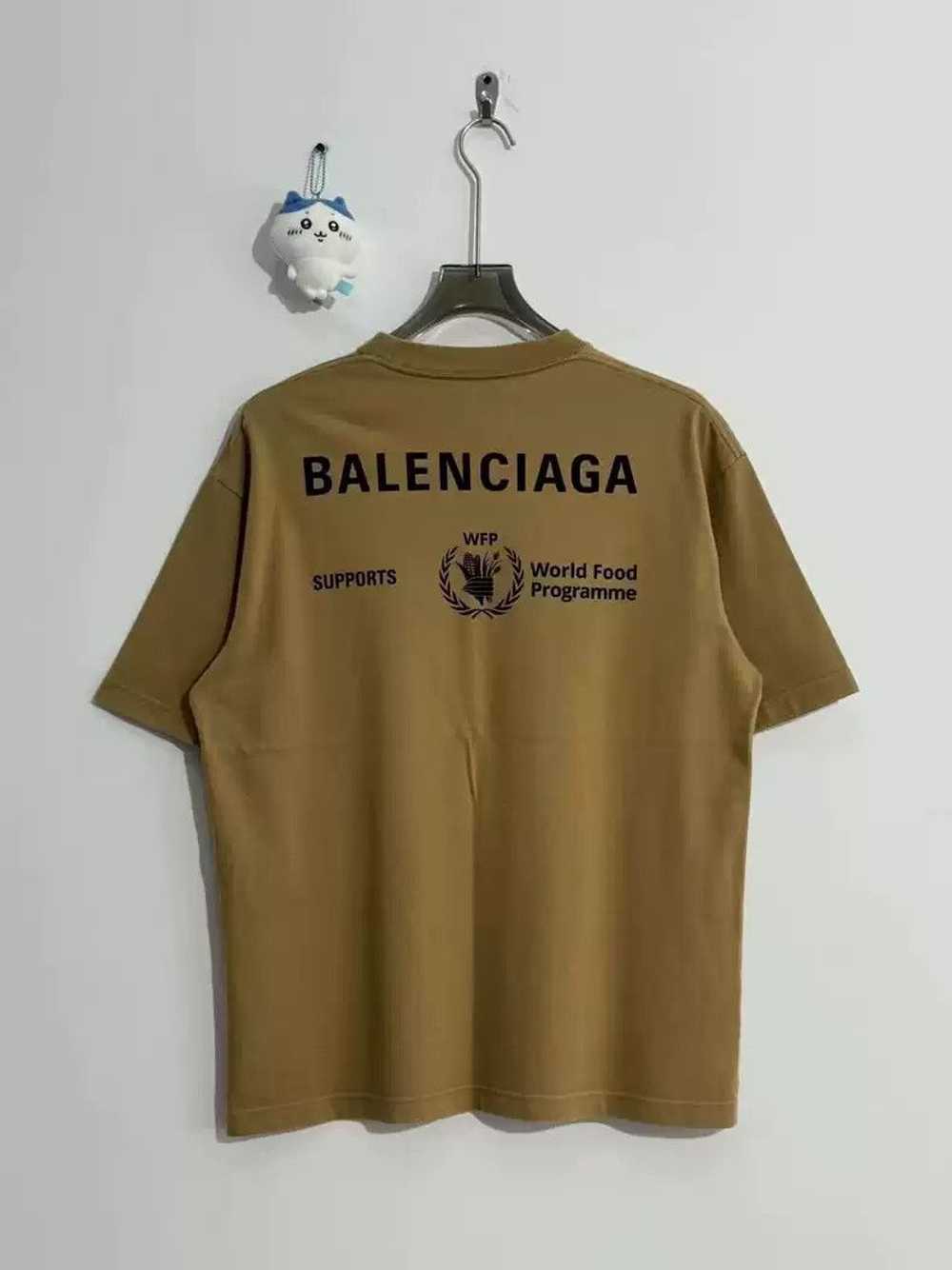 Balenciaga Balenciaga World Food Programme Short … - image 3