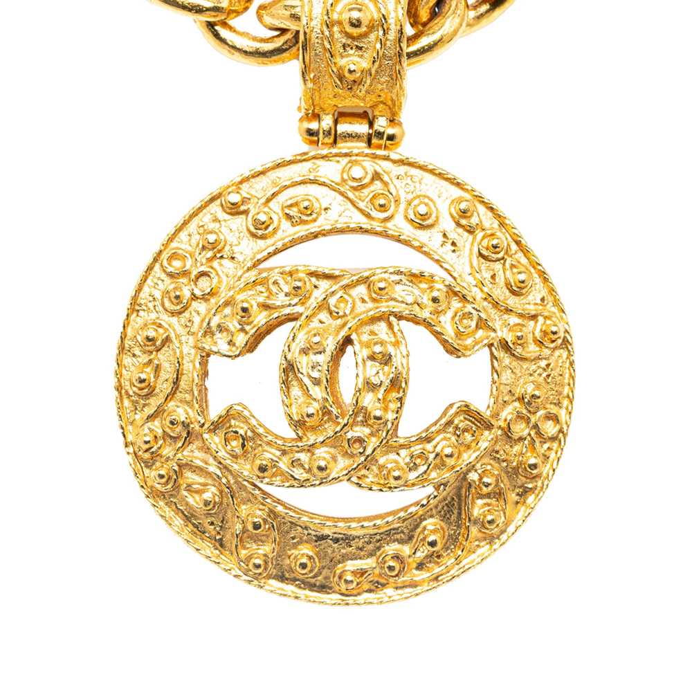 Gold Chanel CC Round Pendant Necklace - image 2