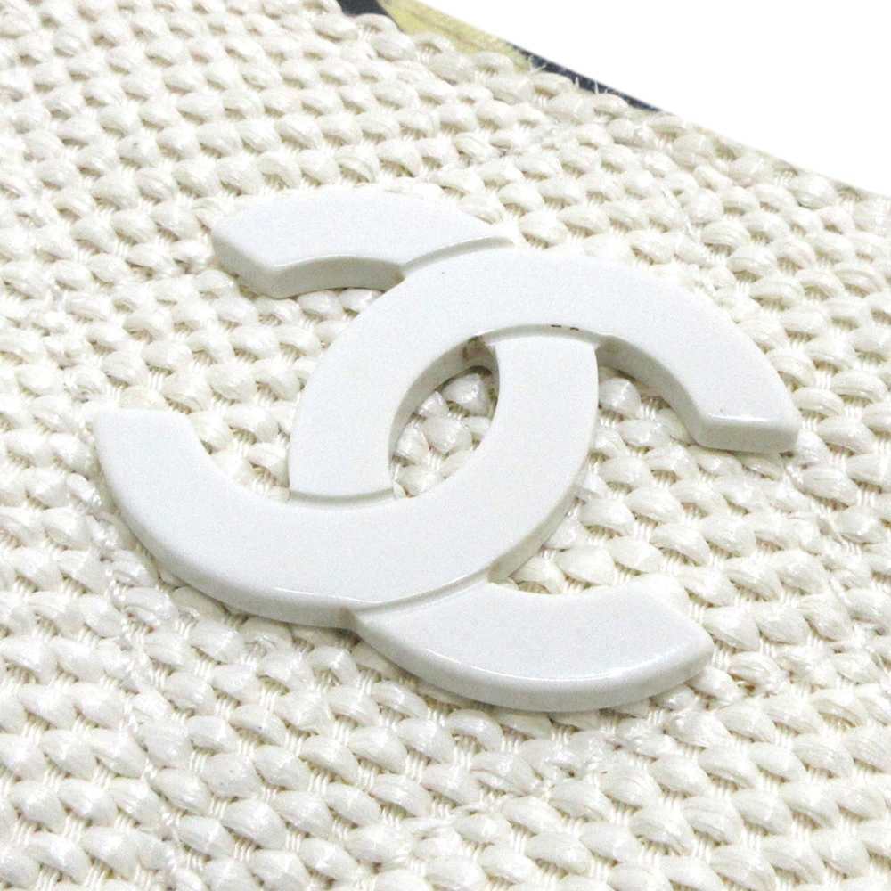White Chanel CC Quilted Straw Tote - image 8
