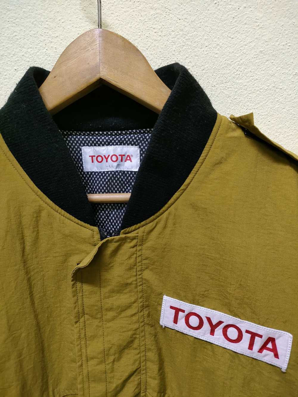 Racing × Sports Specialties 🔥 Vintage Toyota Bom… - image 11
