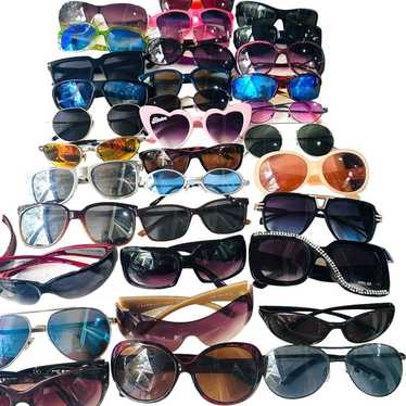 Other SUNGLASSES Bulk Lot of 35 Pairs of Men’s Wo… - image 1