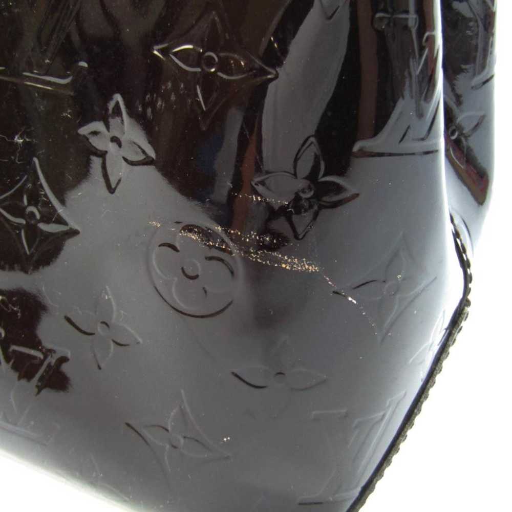 Louis Vuitton Wilshire patent leather handbag - image 9