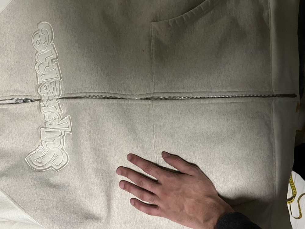 Supreme Supreme XXL “Gonz Applique” Zip Up Cream - image 10