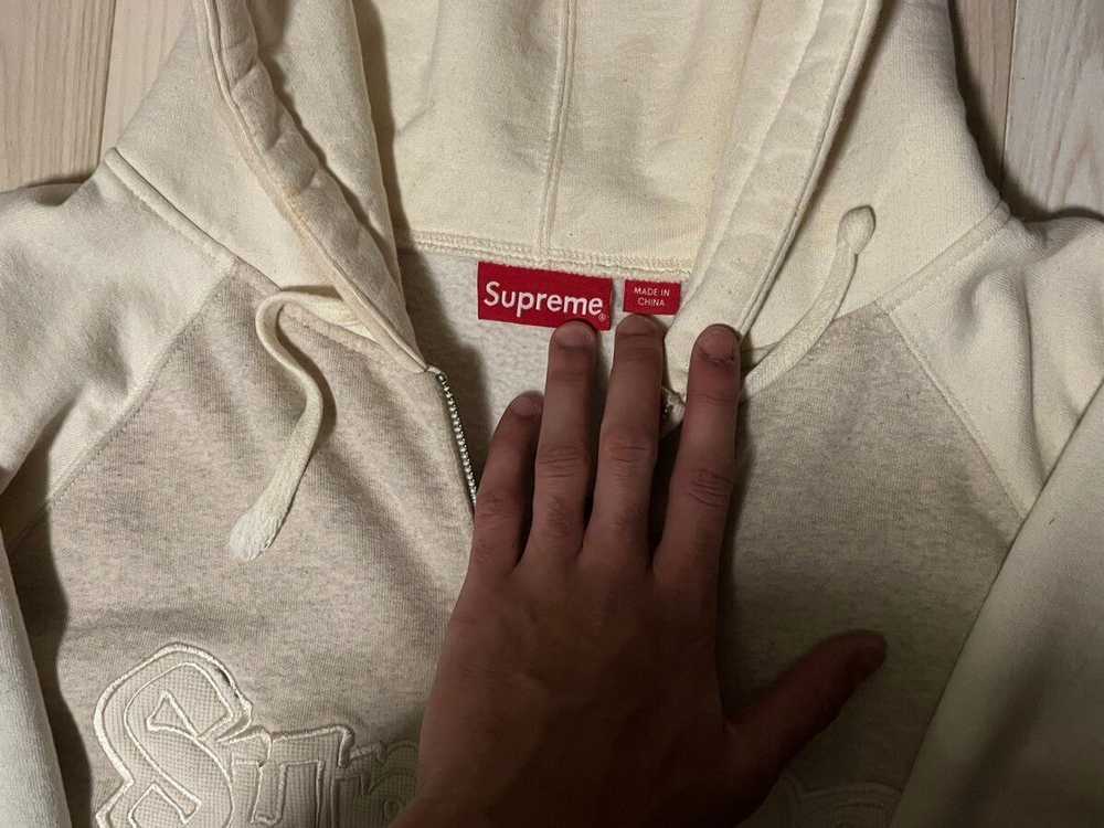 Supreme Supreme XXL “Gonz Applique” Zip Up Cream - image 3