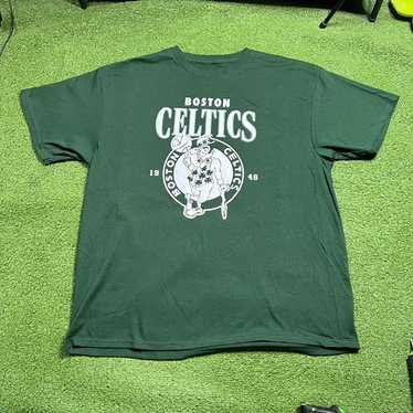 vintage boston celtics green spell out big logo sh
