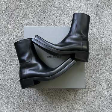 Balenciaga Balenciaga Santiago Heeled Boots - image 1