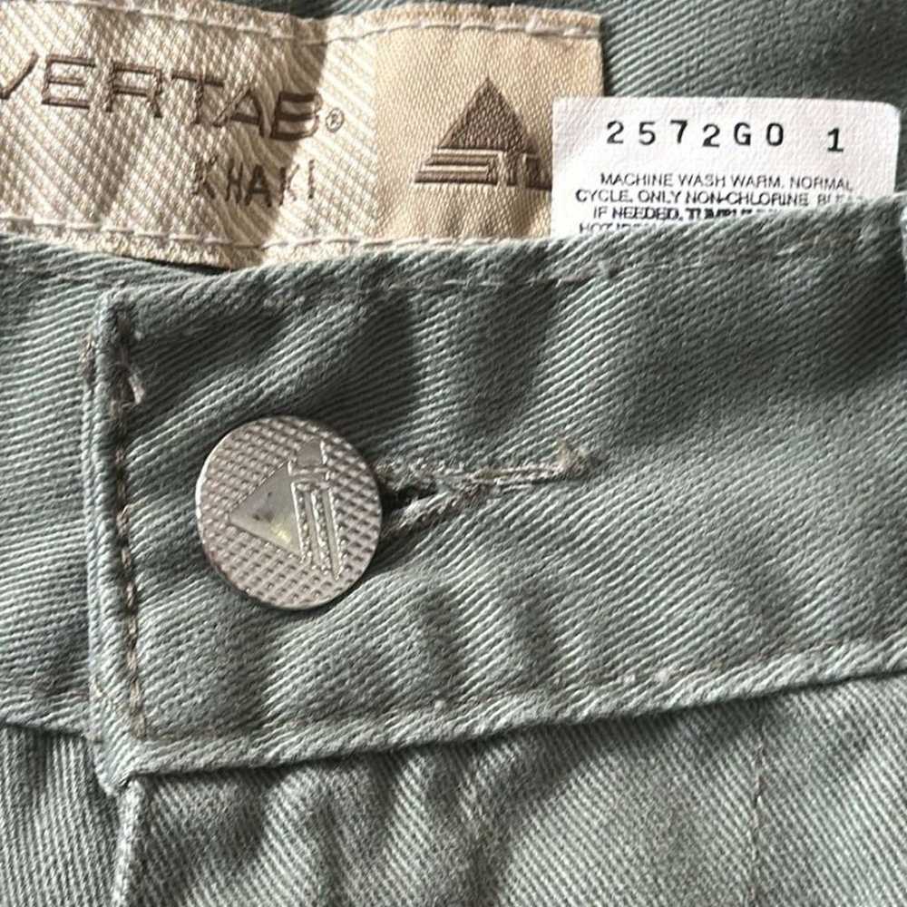 Levi’s Vintage SilverTab Khaki Cargo Green  Short… - image 4