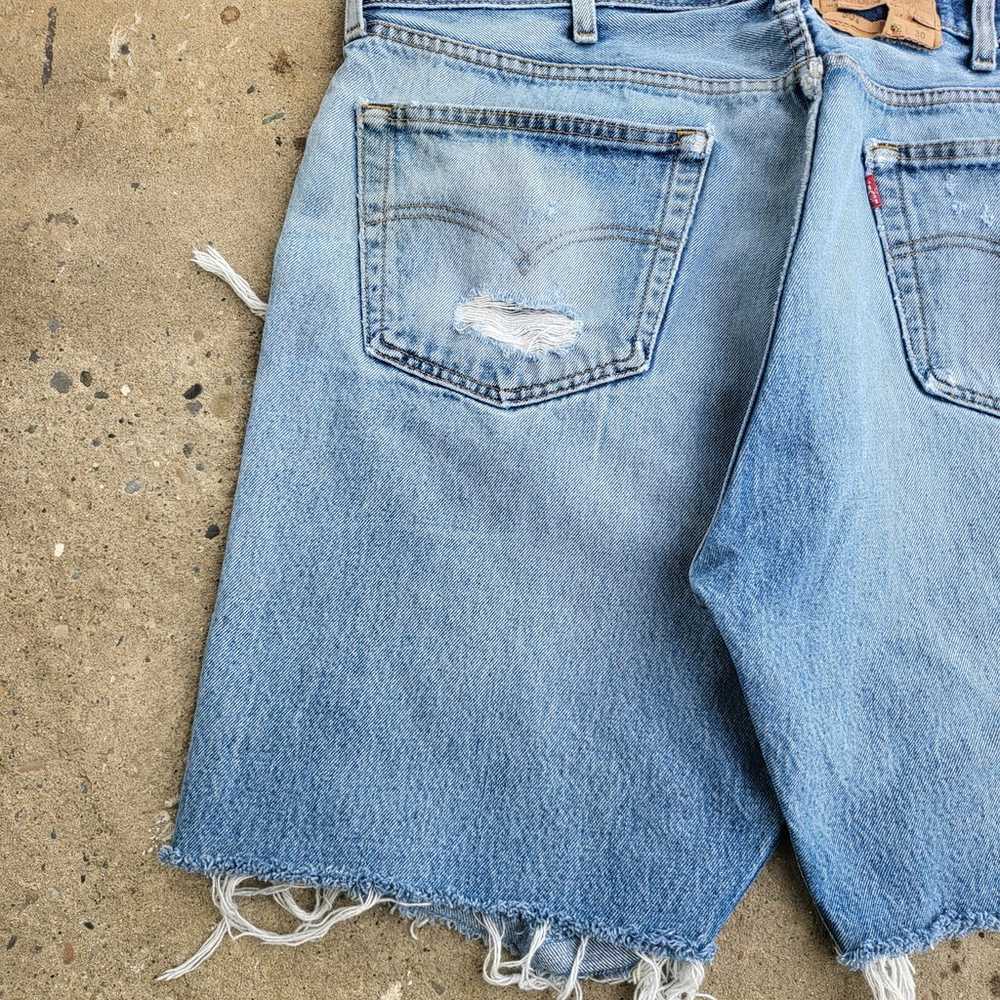 Vintage Levi's 501 Cut Off Shorts Size 40 Distres… - image 5