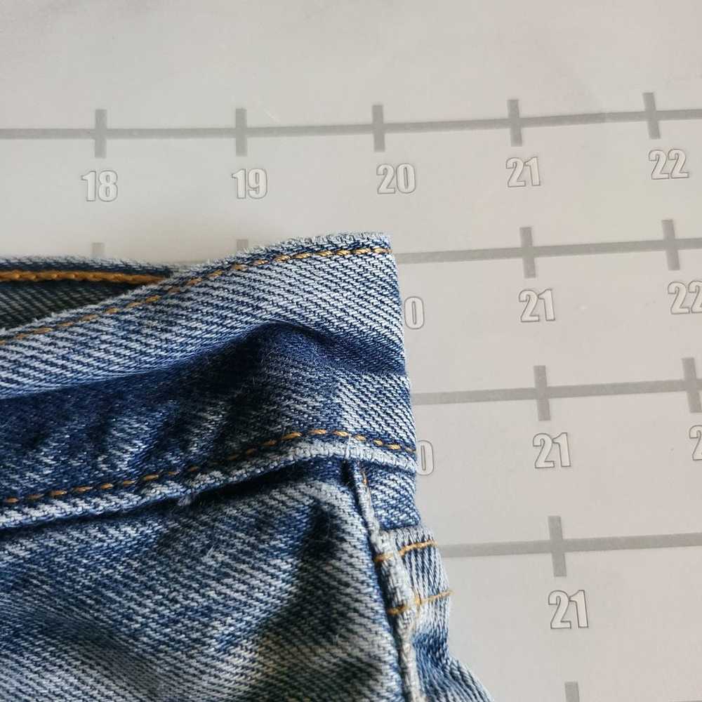 Vintage Levi's 501 Cut Off Shorts Size 40 Distres… - image 9