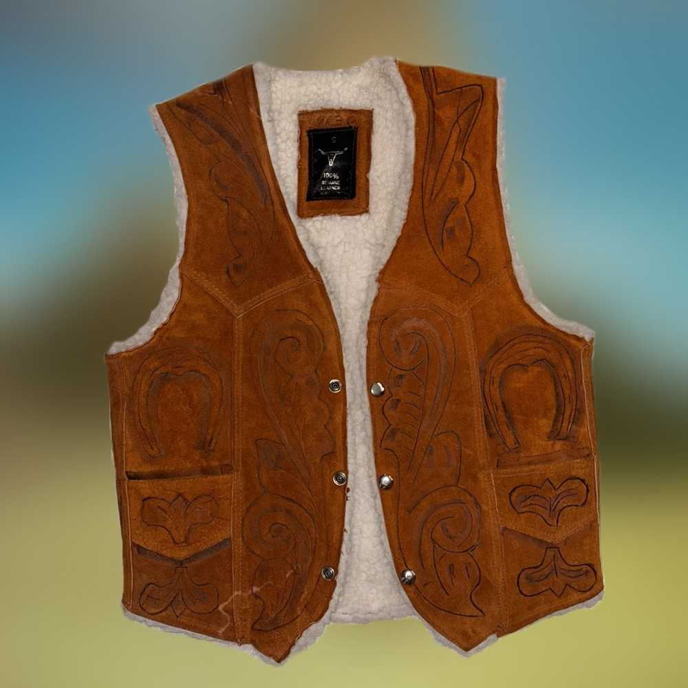 Vintage 1975 Western Tan Suede Engraved Vest with… - image 6