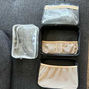 Beis hanging cosmetic case - image 1