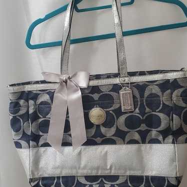 COACH navy n silver - image 1