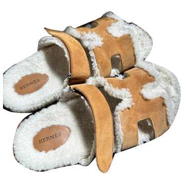 Hermès Chypre shearling sandal