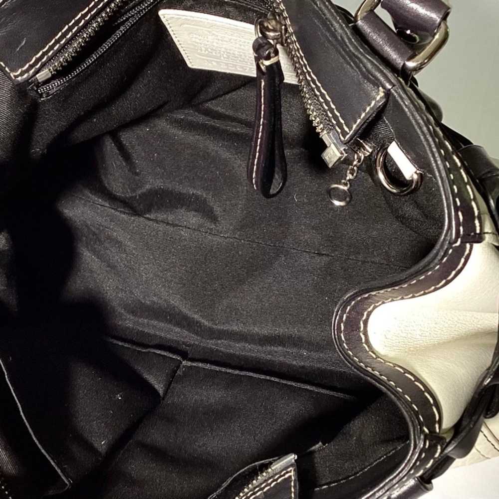 Coach Hampton-F13804-white carryall bag-(like new) - image 6