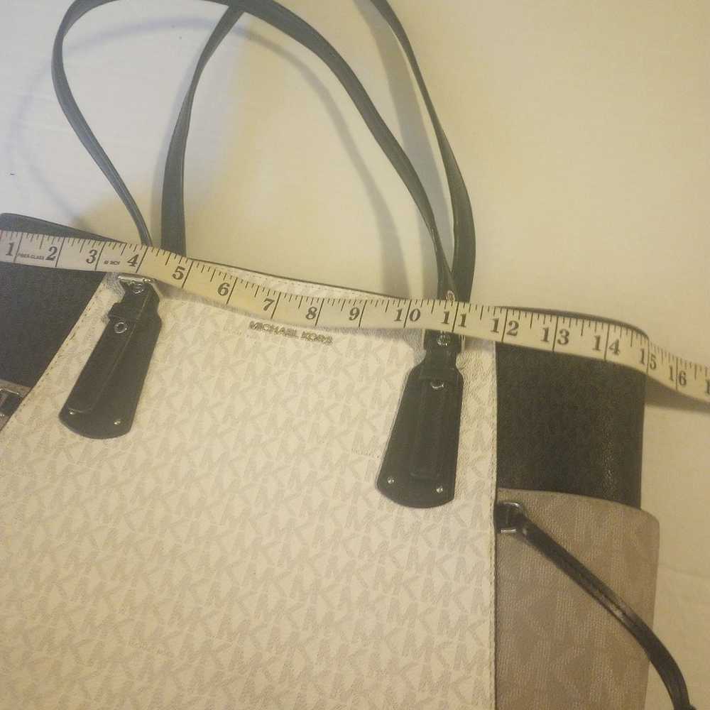 Michael Kors Voyager multi colored large tote - image 8