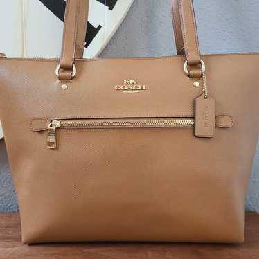 Coach Gallery Camel Brown Leather Tote/ Shoulder … - image 1