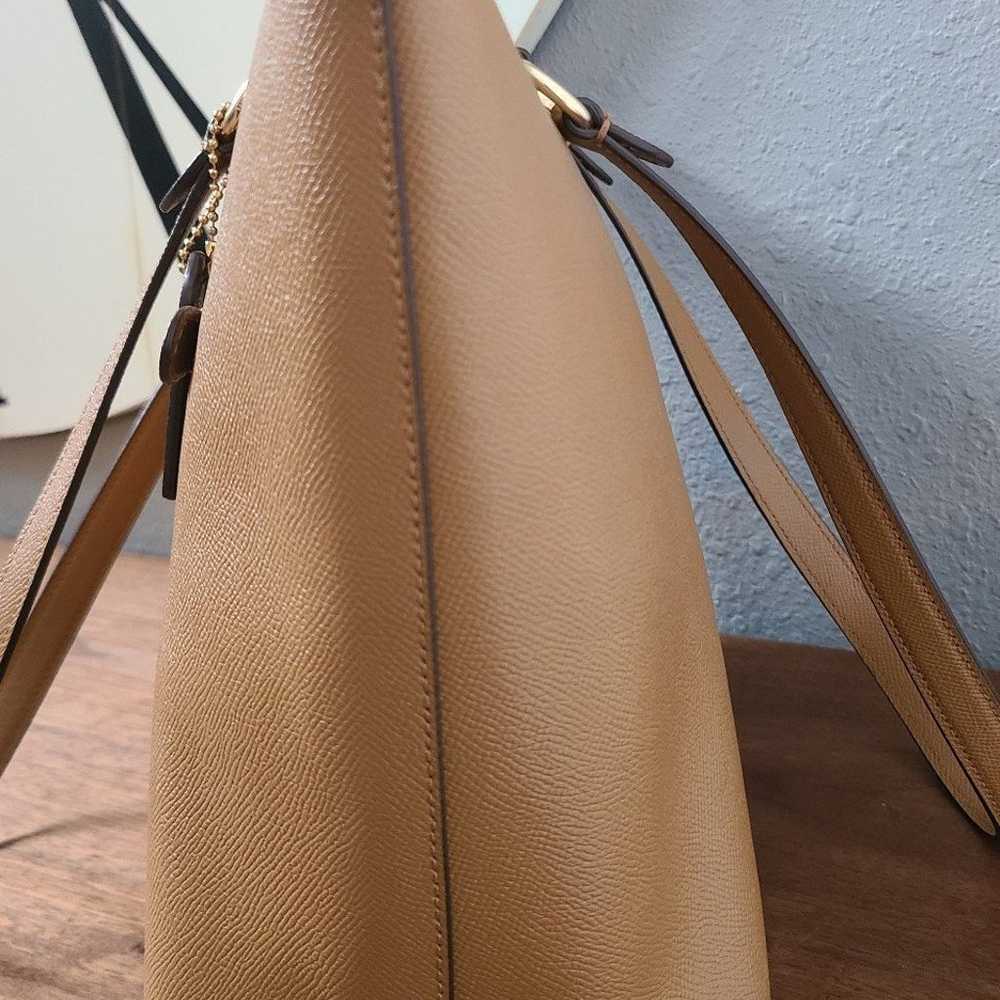 Coach Gallery Camel Brown Leather Tote/ Shoulder … - image 3