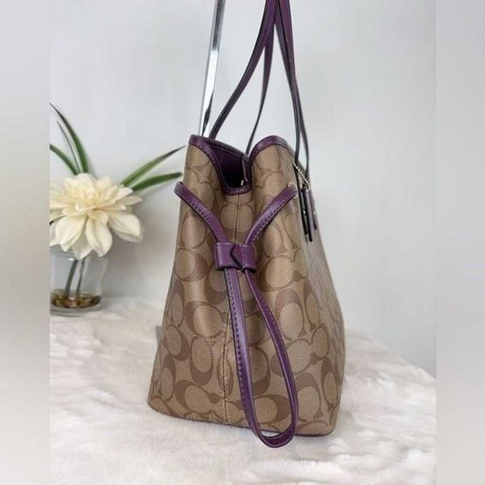COACH DRAWSTRING CARRYALL IN SIGNATURE CANVAS - image 3