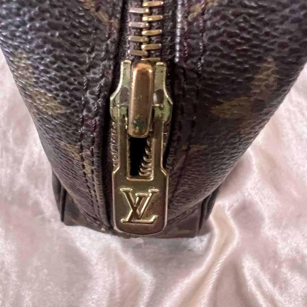 Louis Vuitton canvas make up bag vintage trousse … - image 7