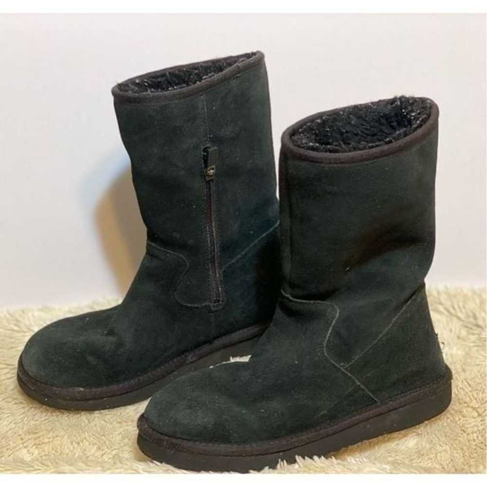 UGG Women’s II Boots Side Zip Black Sz 8 US - image 1