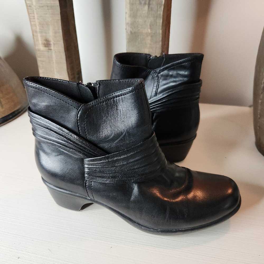 Clarks Black Leather Ankle Boots Size 7 - image 4