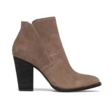 vince camuto Ristin womens leather brown high hee… - image 1