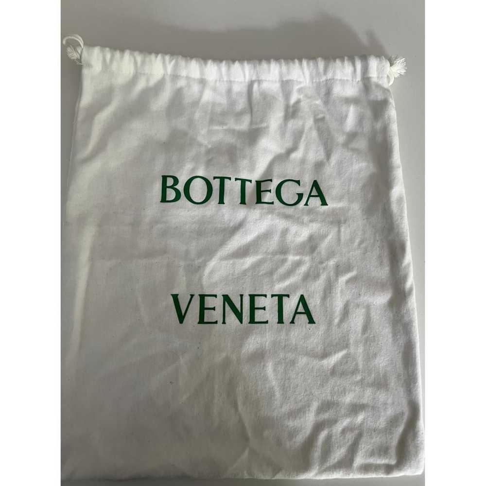 Bottega Veneta Pouch leather clutch bag - image 8