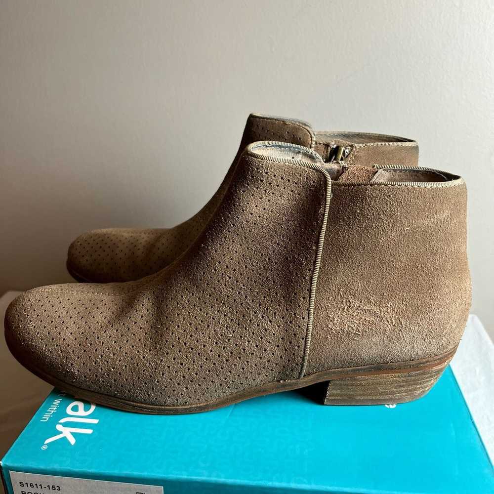 Softwalk Rocklin Perfect Nude Suede Ankle Boots W… - image 3