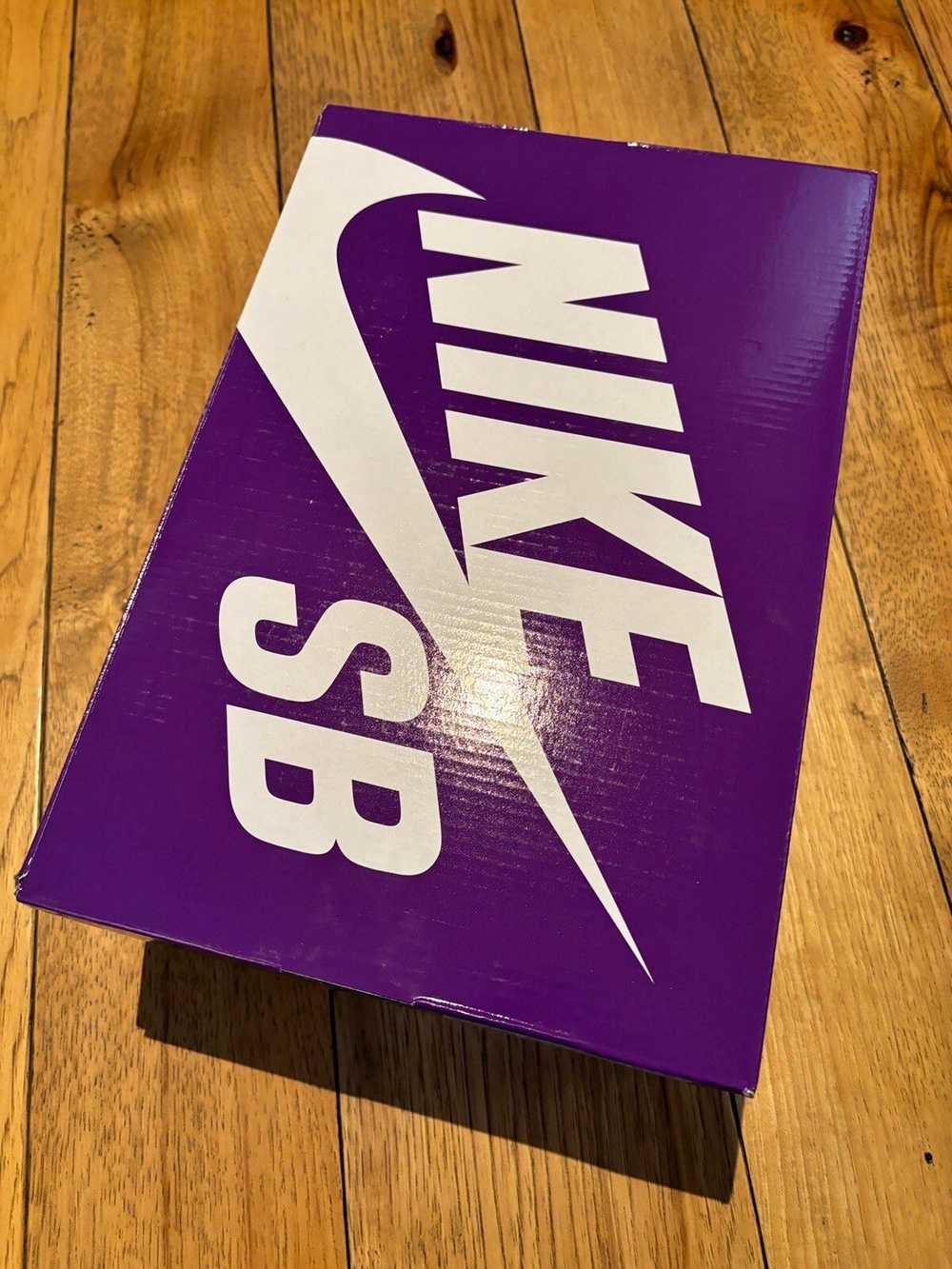 Nike Nike SB Dunk Low Court Purple 2024 - image 8