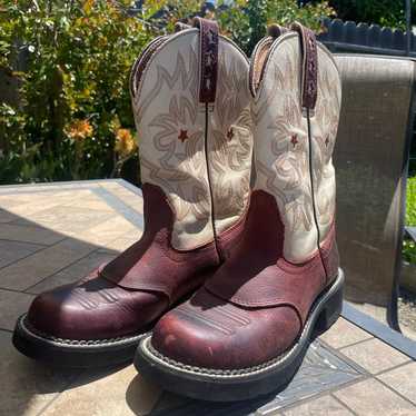 Ariat cowboy boots women - image 1